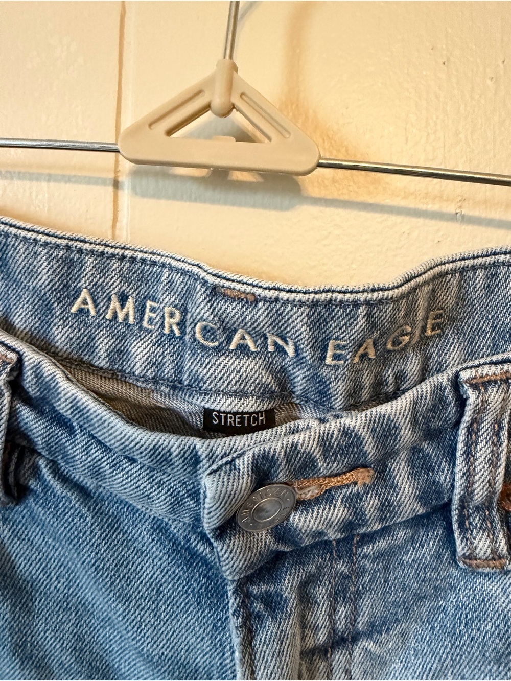 American Eagle Outfitters Light Blue Stretch Denim Jeans - Picture 3 of 4